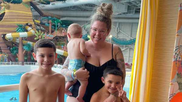 Kailyn Lowry Takes 4 Sons on ‘1st Water Park Trip’ Amid Pandemic: Pics