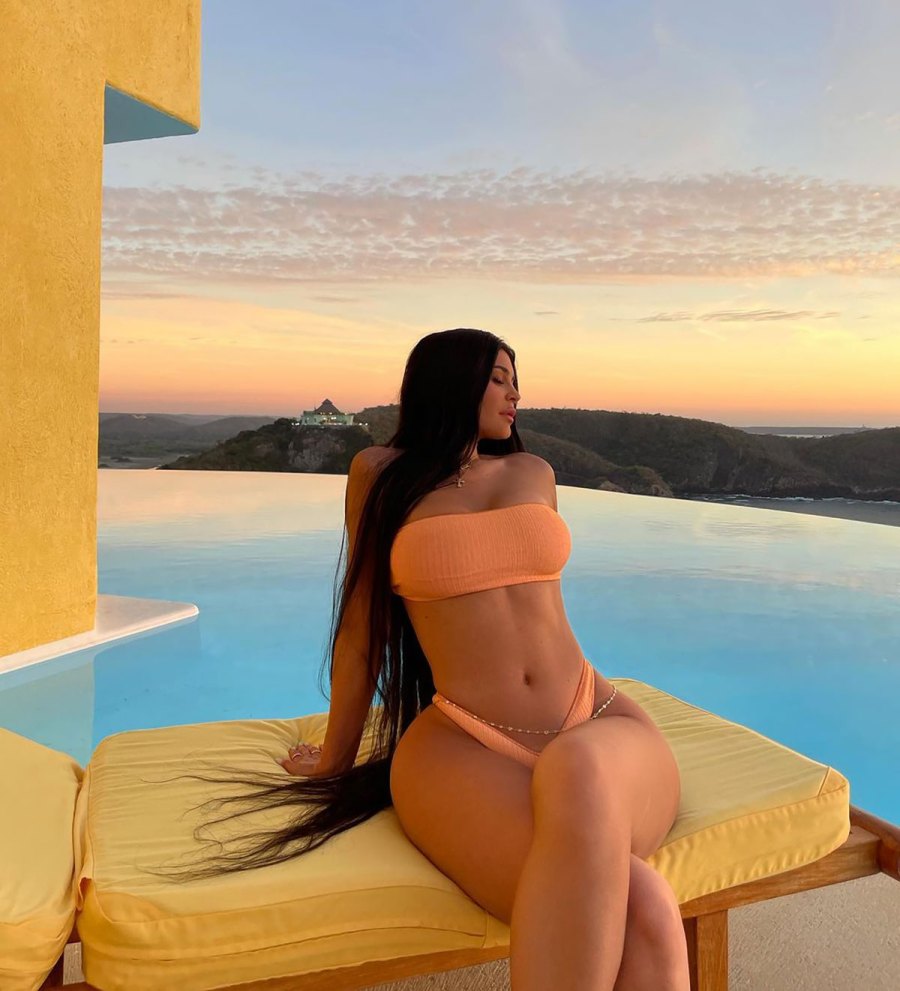 Khloe Kardashian Says She 'Literally Doesn't Think She Can Handle' Kylie Jenner's Crazy Hot Bikini Snap