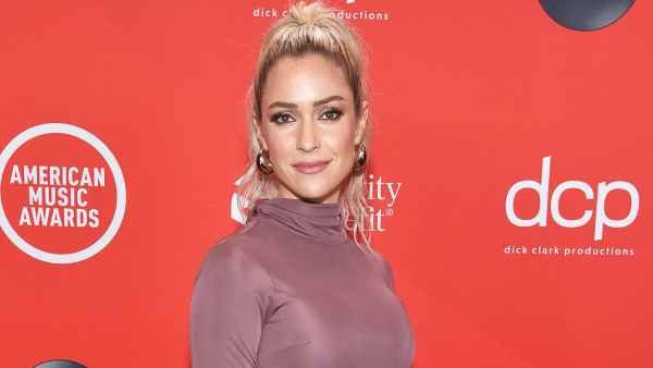 Kristin Cavallari Tells Mom-Shamers to ‘Relax’ After Dyeing Daughter Saylor’s Hair Pink 1