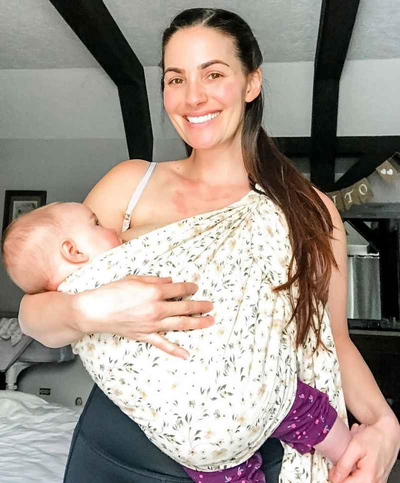 Celeb Moms Share Breast-Feeding Pictures Liz Sandoz
