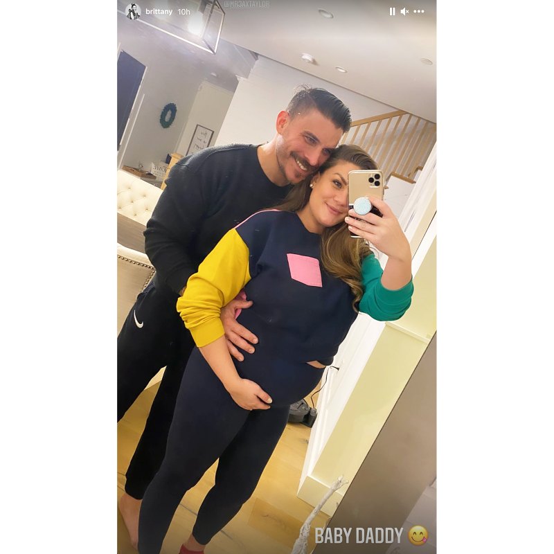 Pregnant Brittany Cartwright Poses With Baby Daddy Jax Taylor