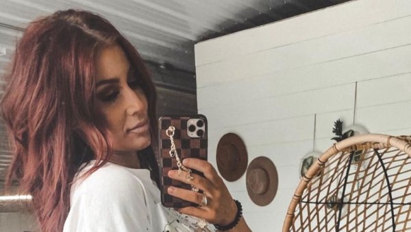 Pregnant Chelsea Houska Says Battling Body Insecurity Is Hard