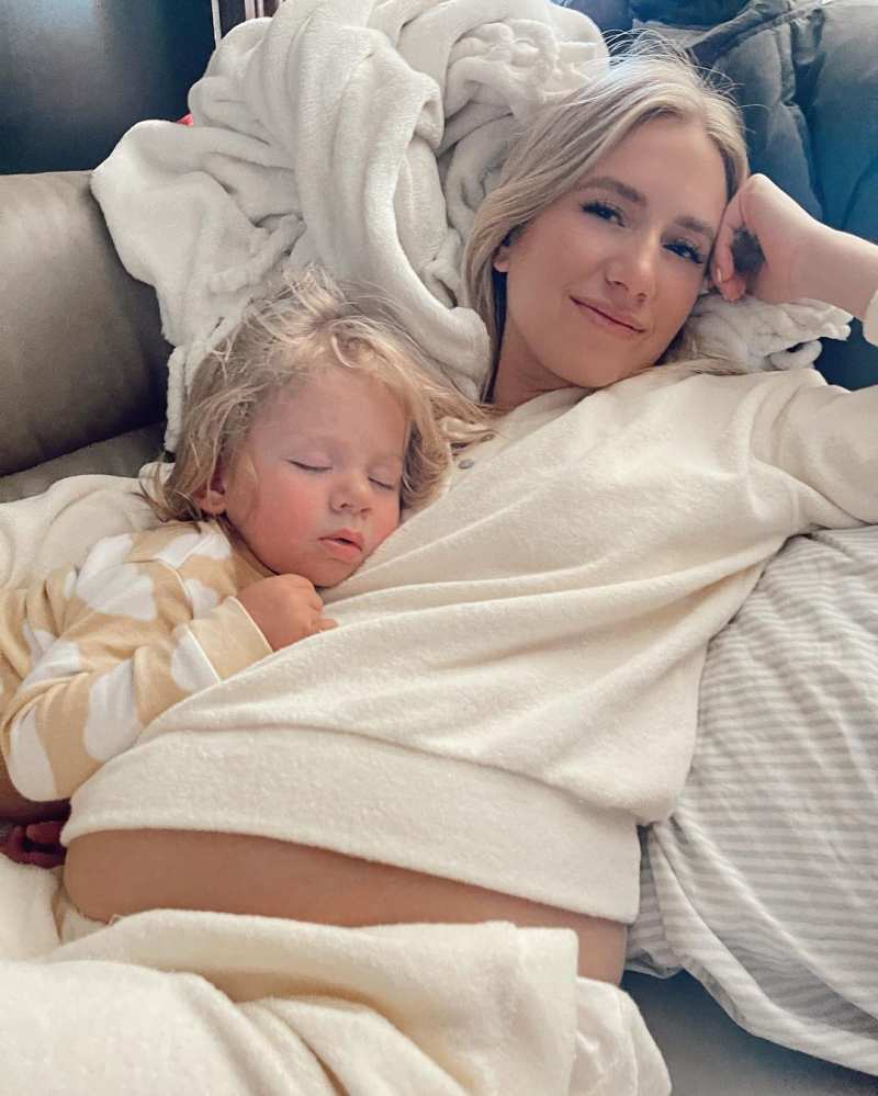Pregnant Lauren Luyendyk Bares Her Baby Bump While Cuddling Daughter Alessi