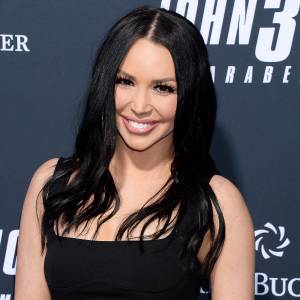 Pregnant Scheana Shay Claps Back at Troll Calling Her Too ‘Dumb’ to Have Kids