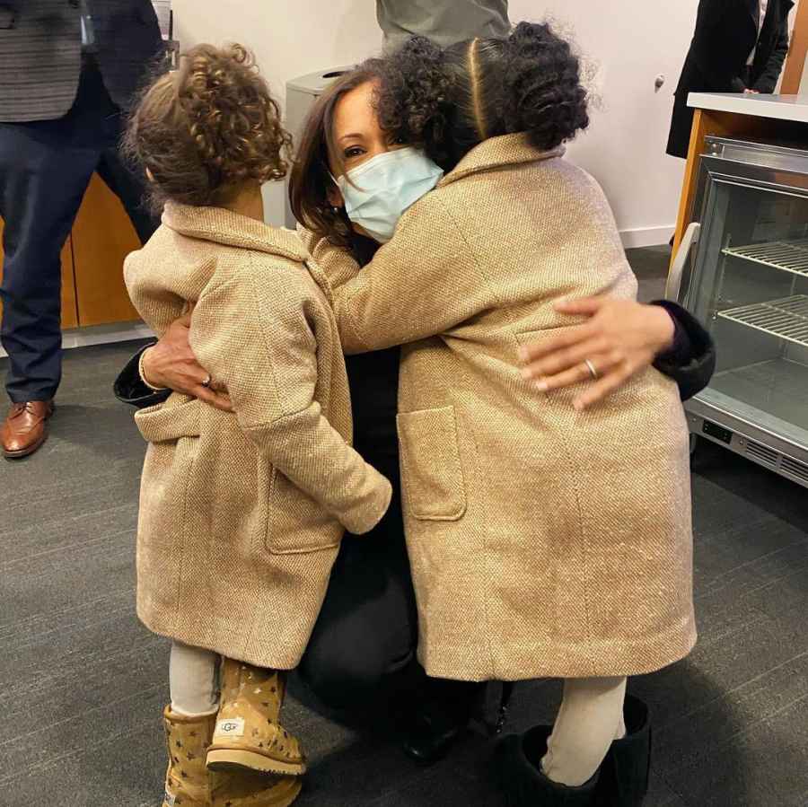Reunion Meena Harris Instagram Kamala Harris Sweetest Moments With Her Niece Meena Harris 2 Daughters