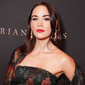 Revenge's Christa B. Allen Accuses Costars of Bullying After Reunion Snub 2