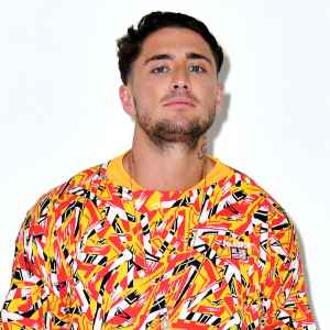 Stephen Bear Releases Statement Responding to Revenge Porn Accusations