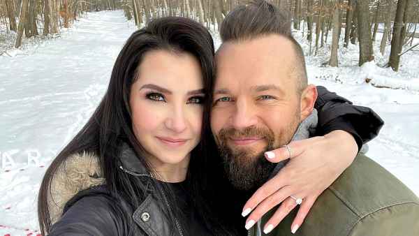 The Challenge Derrick Kosinski Is Engaged Girlfriend Nicole Gruman