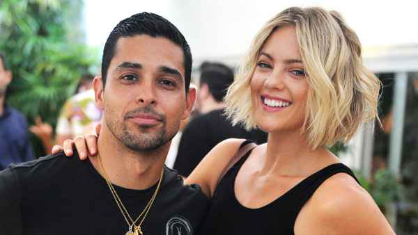 Wilmer Valderrama and Pregnant Amanda Pacheco Share Sky-Diving Sex Reveal: Video
