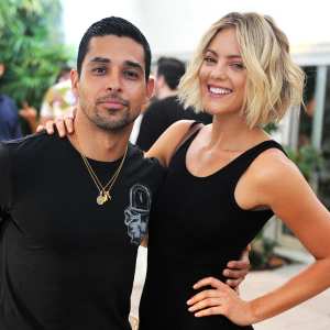 Wilmer Valderrama and Pregnant Amanda Pacheco Share Sky-Diving Sex Reveal: Video