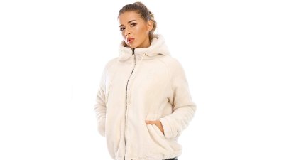 kooosin Women’s Faux Fur Coat with Pockets