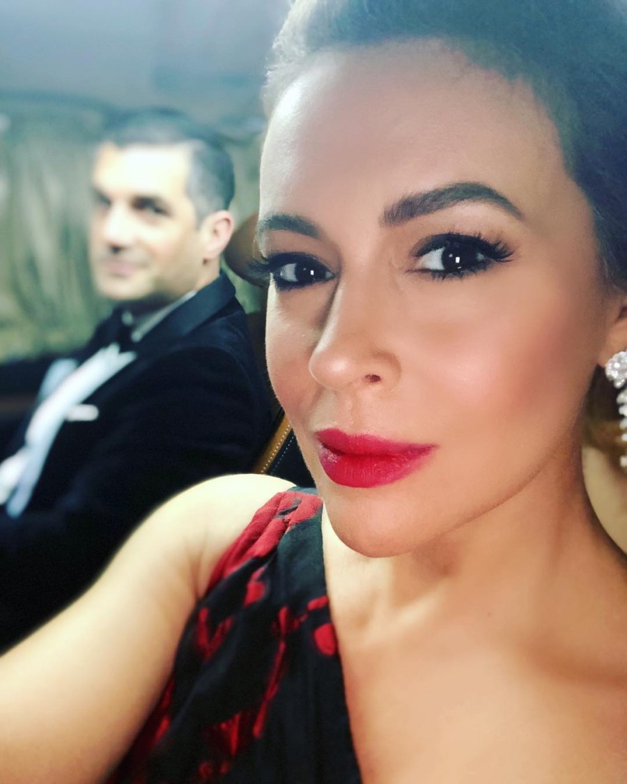 2019 Alyssa Milano Golden Globes selfies