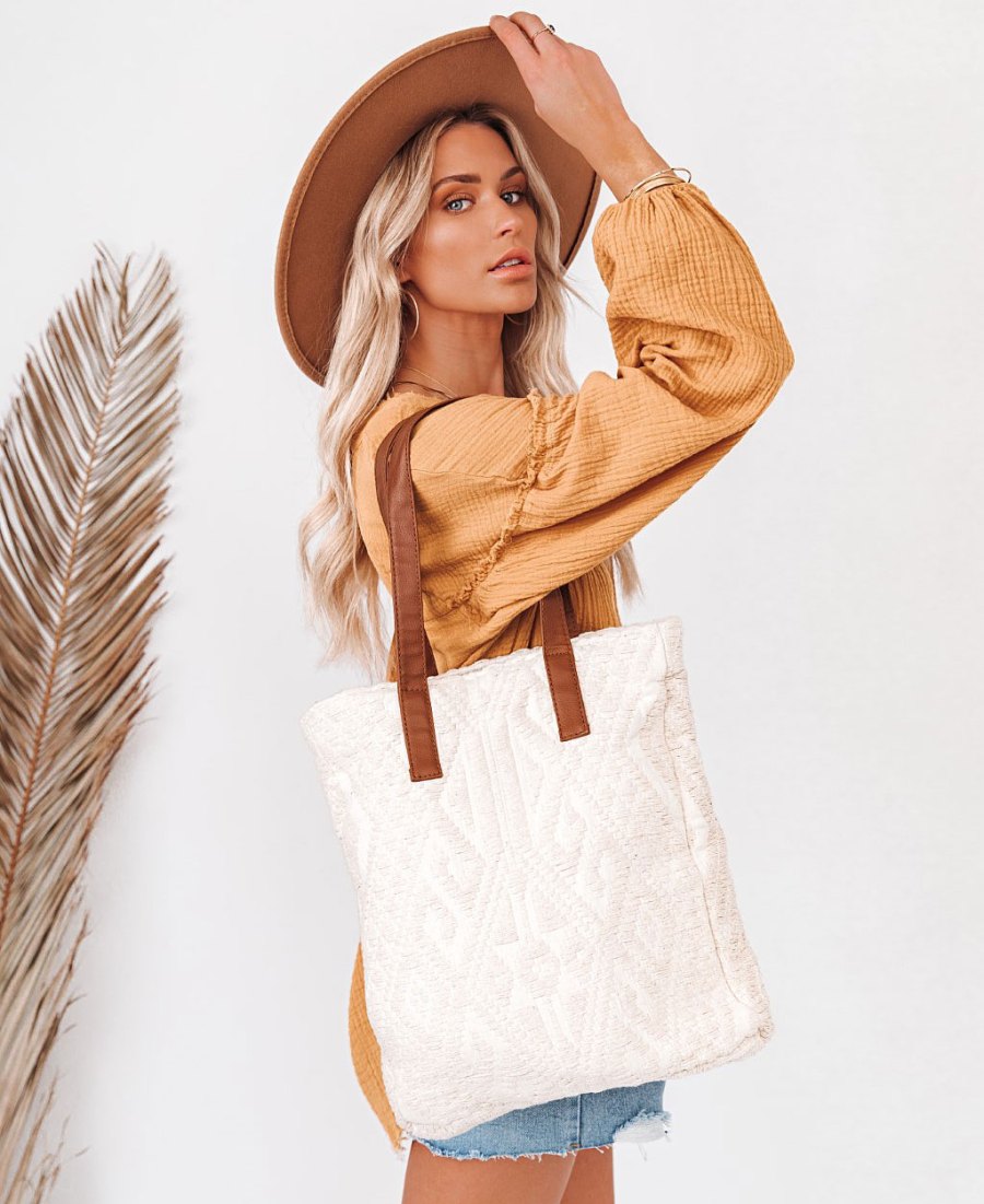 3 Beach Bags Add to Your Closet Warm Sunny Days Ahead