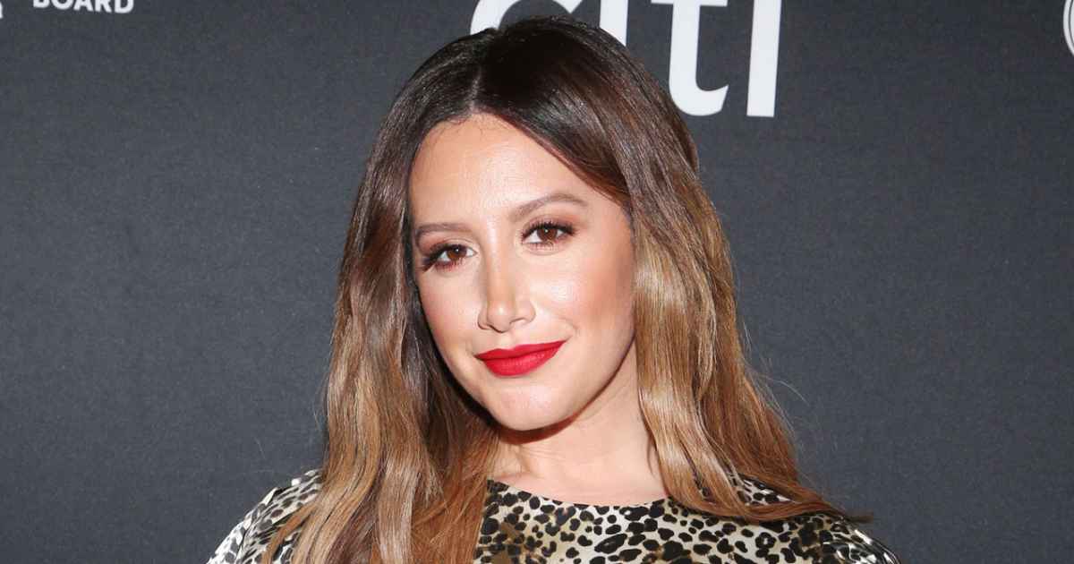 1200px x 630px - Pregnant Ashley Tisdale Stuns in Nude Baby Bump Pic