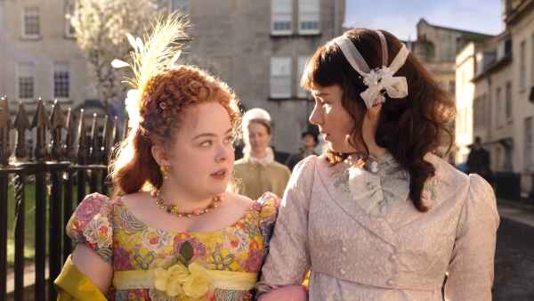 Bridgerton Nicola Coughlan Stabbed Costar Claudia Jessie