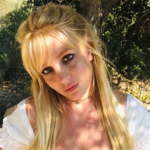 Britney Spears Is Not ‘Leaving Secret Messages’ in Her Instagram Posts, Social Media Manager Says