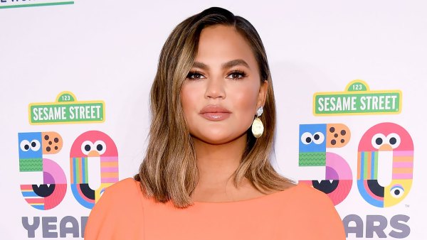 Chrissy Teigen Explains How Pregnancy Loss ‘Saved’ Her, Led to Therapy and Sobriety