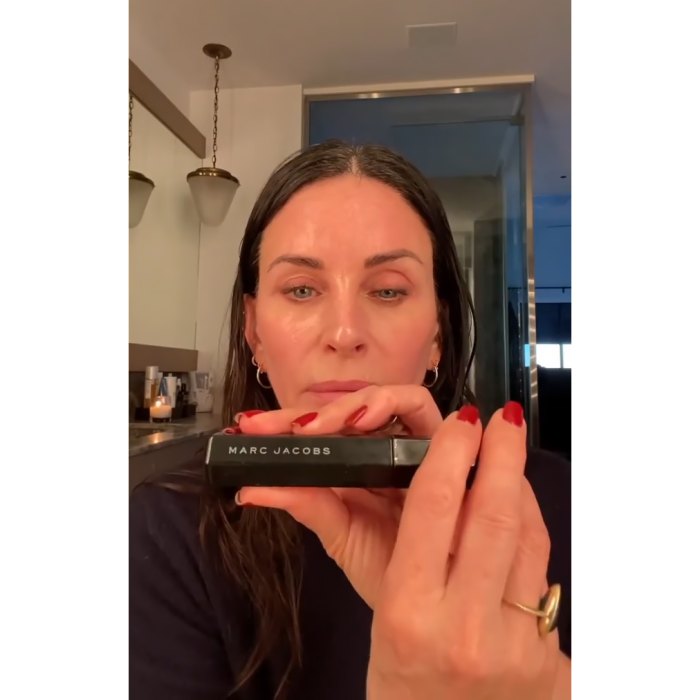 Courteney Cox Shares Her 5 Minute Makeup Routine