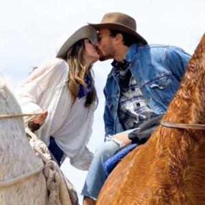 Hannah Brown Goes Instagram Official With Boyfriend Adam Woolard
