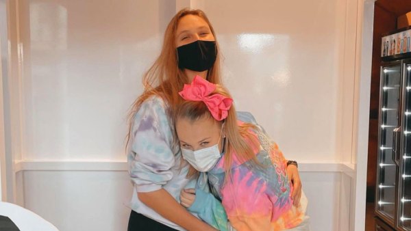 JoJo Siwa Introduces Girlfriend Kylie While Celebrating 1-Month Anniversary