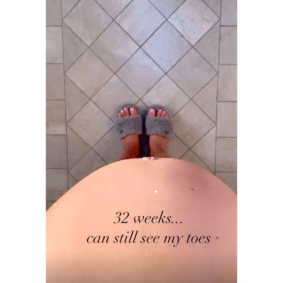 There They Are Krystal Nielson Baby Bump Pics