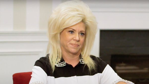 Long Island Medium Returns With Emotional Connection