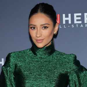 Hiding in the Car! Pretending to Lose Toys! Shay Mitchell’s Mom Confessions