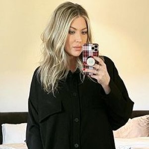 'Vanderpump Rules' Alum Stassi Schroeder Opens Up About Body Issues 7 Weeks After Giving Birth