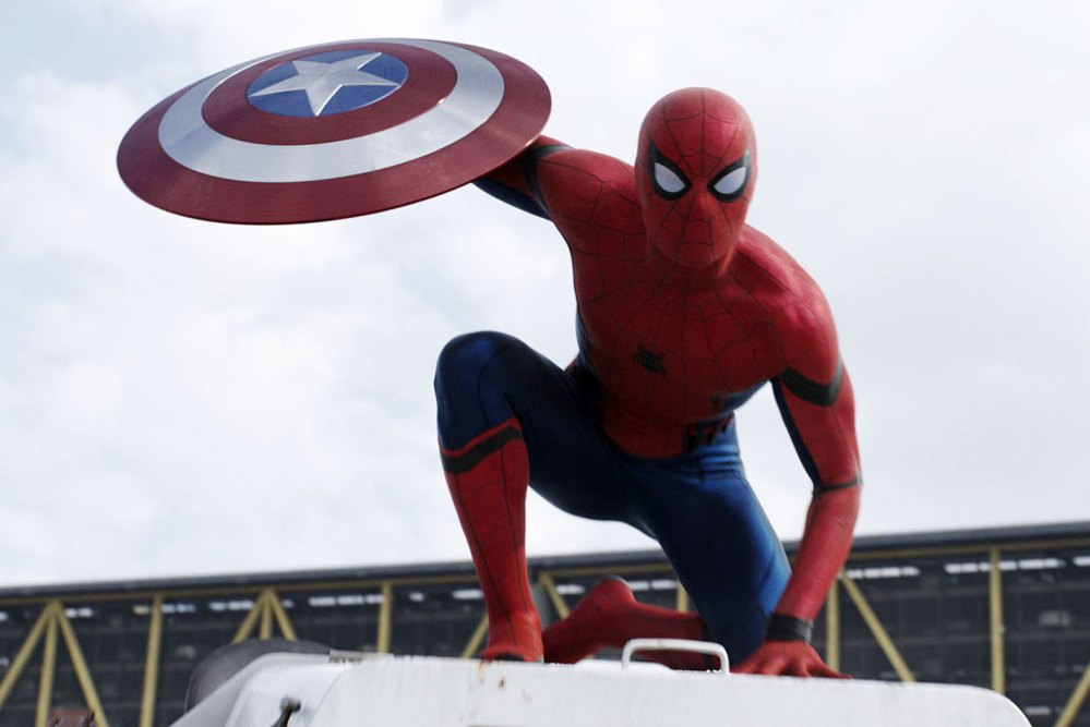 Tom Holland Claims Marvel Hasnt Told Him About Possible Spiderman 3 Cameos