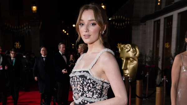 phoebe-dynevor-bridgerton