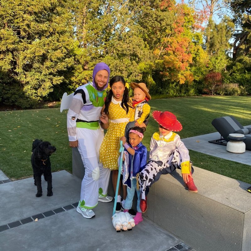 5 October 2019 Stephen Curry and Ayesha Curry’s Family Album With 3 Kids