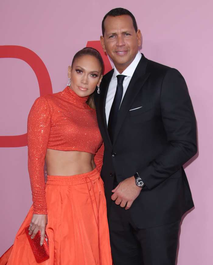 Alex Rodriguez Says He's 'Not Single' Amid Jennifer Lopez Split Rumors