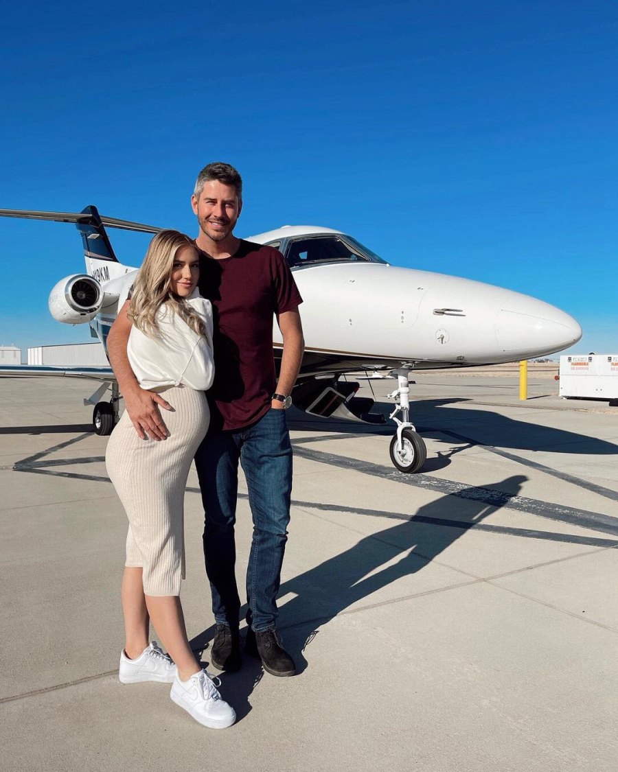 Flying High Lauren Burnham Baby Bump Album Ahead Welcoming Twins