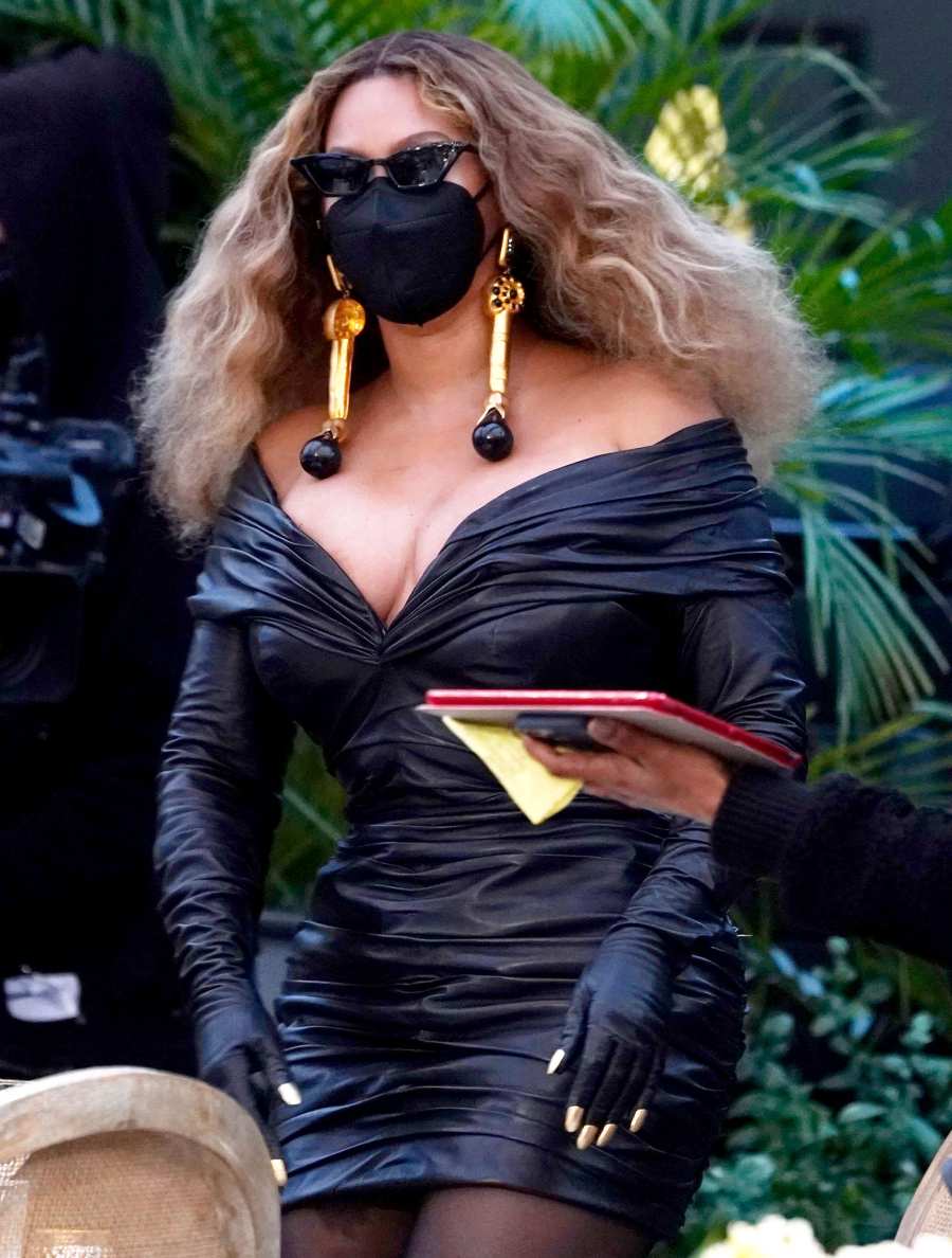 Beyonce Jay-Z Stun 2021 Grammy Awards