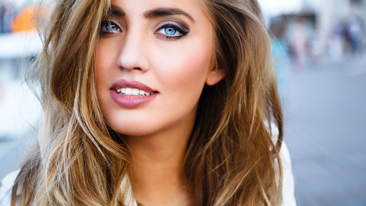 Blue-Eyed-Woman-Stock-Photo
