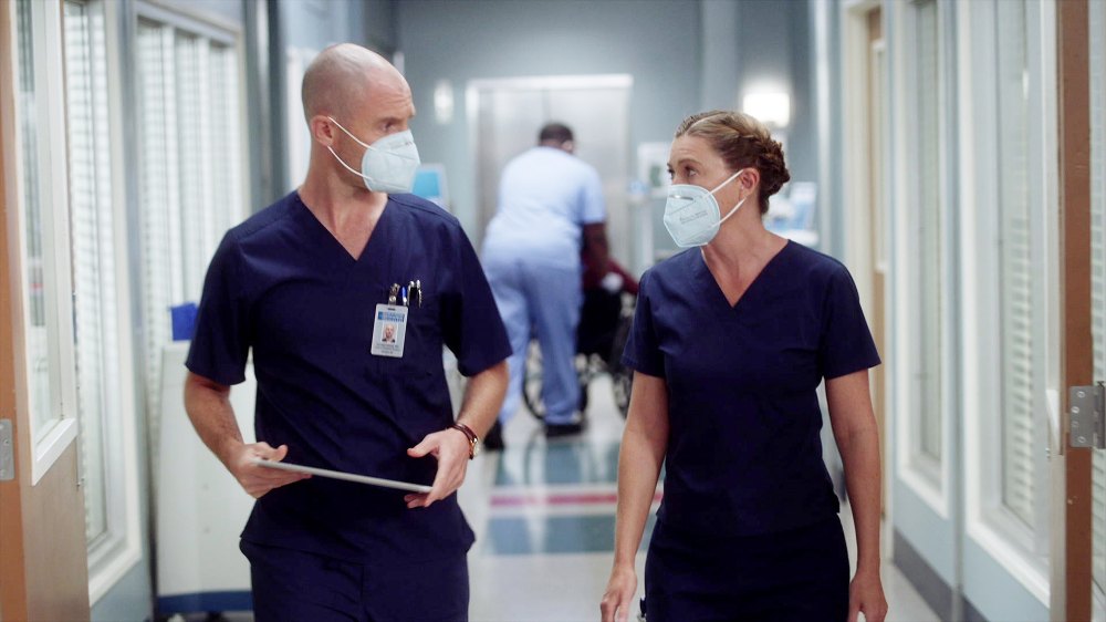 Grey&rsquo;s Anatomy Fans Are in Shambles After Beloved Character&rsquo;s Death in Shocking Midseason Premiere