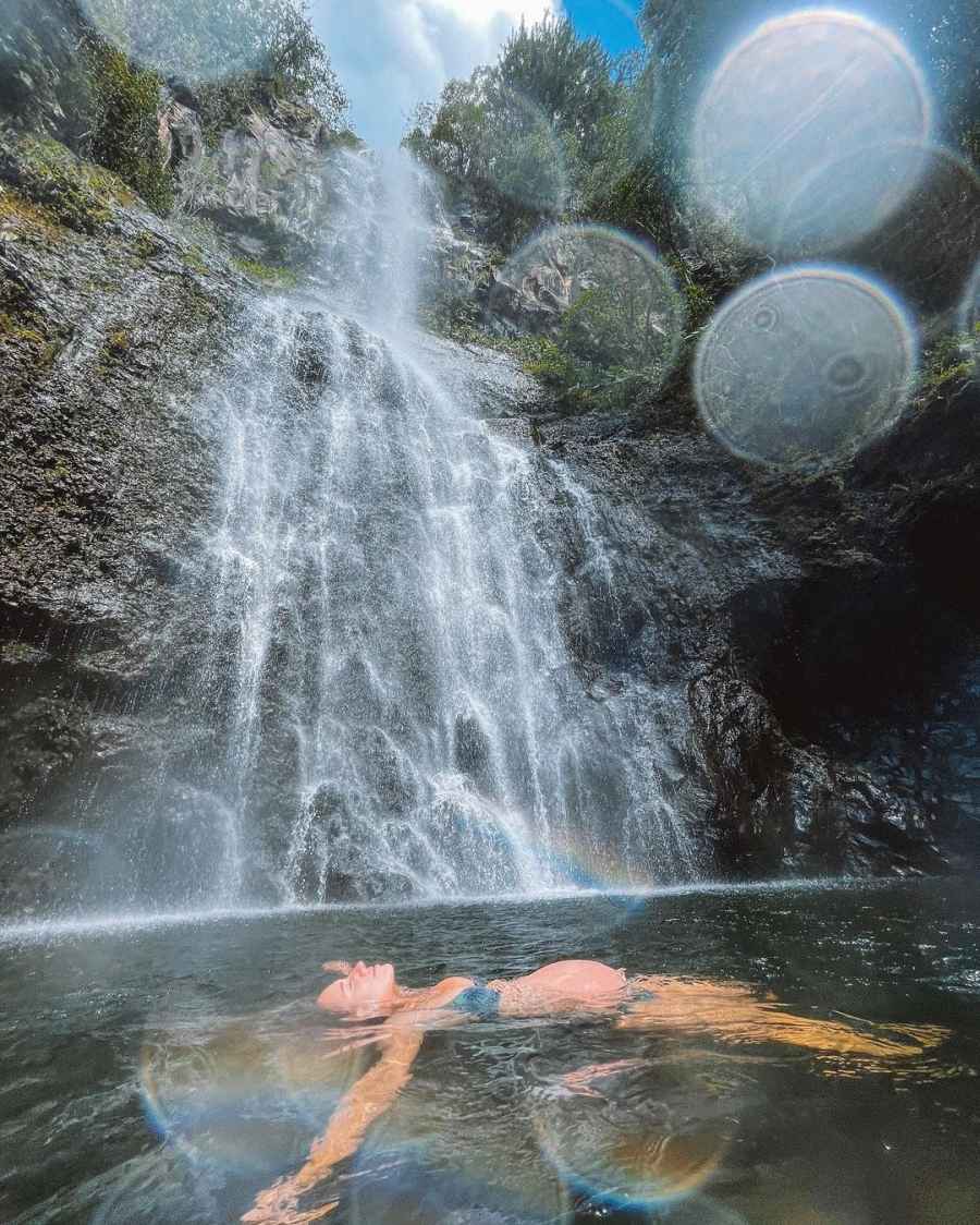 Inside Pregnant Lauren Burnham and Arie Luyendyk Jr.'s Hawaii Babymoon Ahead of Twins' Births: Photos Waterfall Fun