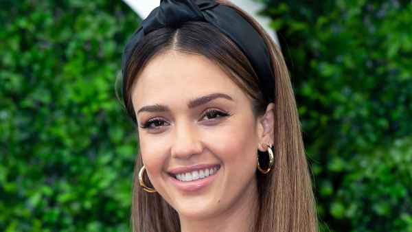 Jessica Alba Shares Her ‘60s Glam Tutorial With Us — Watch!