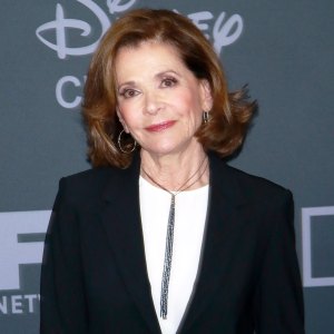Arrested Development’s Jessica Walter Dies at 80