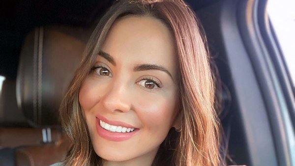 The Bachelor’s Kelley Flanagan Accidentally Sets Her Hair on Fire: Pics