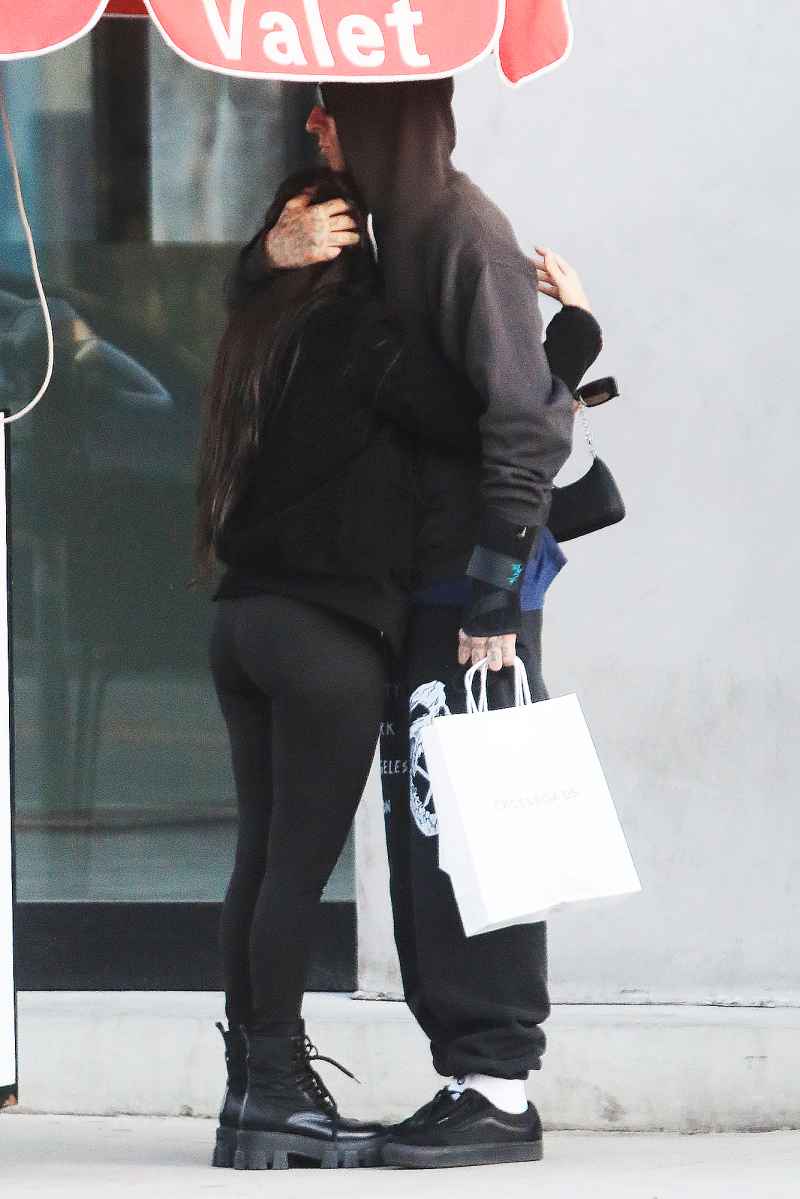 Kourtney Kardashian and Travis Barker Cuddle After Date