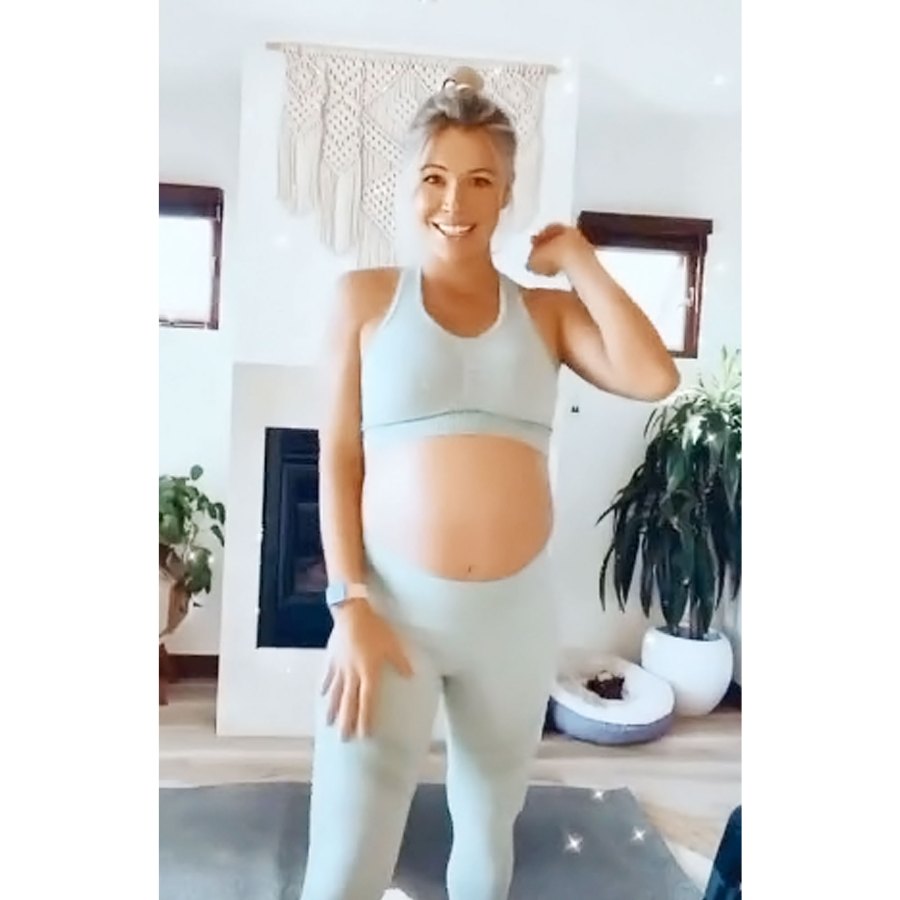 Krystal Nielson Baby Bump Pics Ahead 1st Child With Miles Bowles