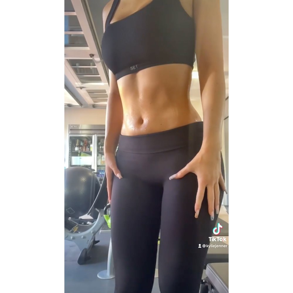 Kylie Jenner Shows Off Her Abs During a Fun Workout Routine 2