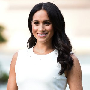 Meghan Markle Uses Lemons From Her Garden to Bake Cake for Chicago Women’s Center