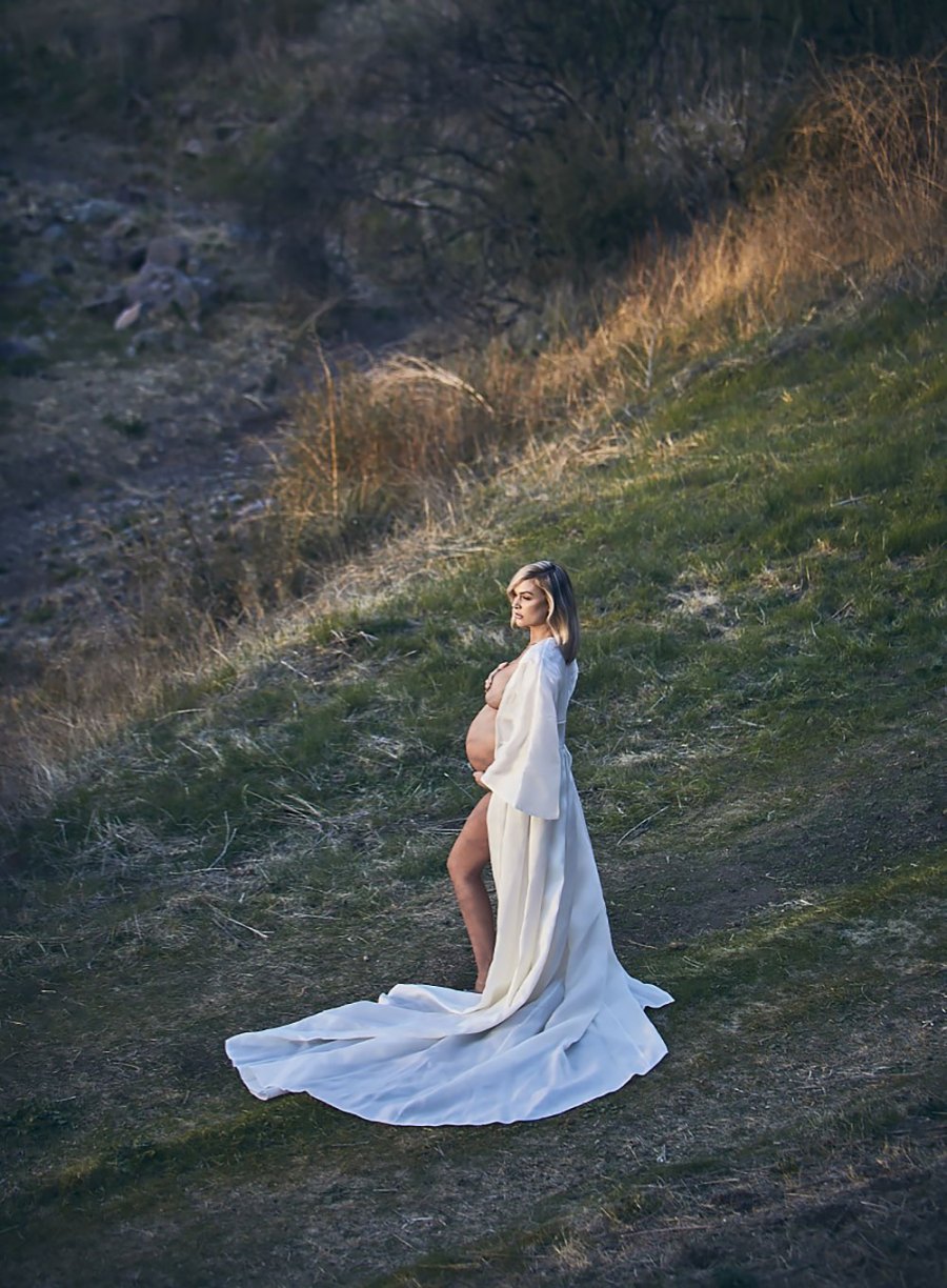 Pregnant Lala Kent Stuns in Nude Maternity Shoot Photos