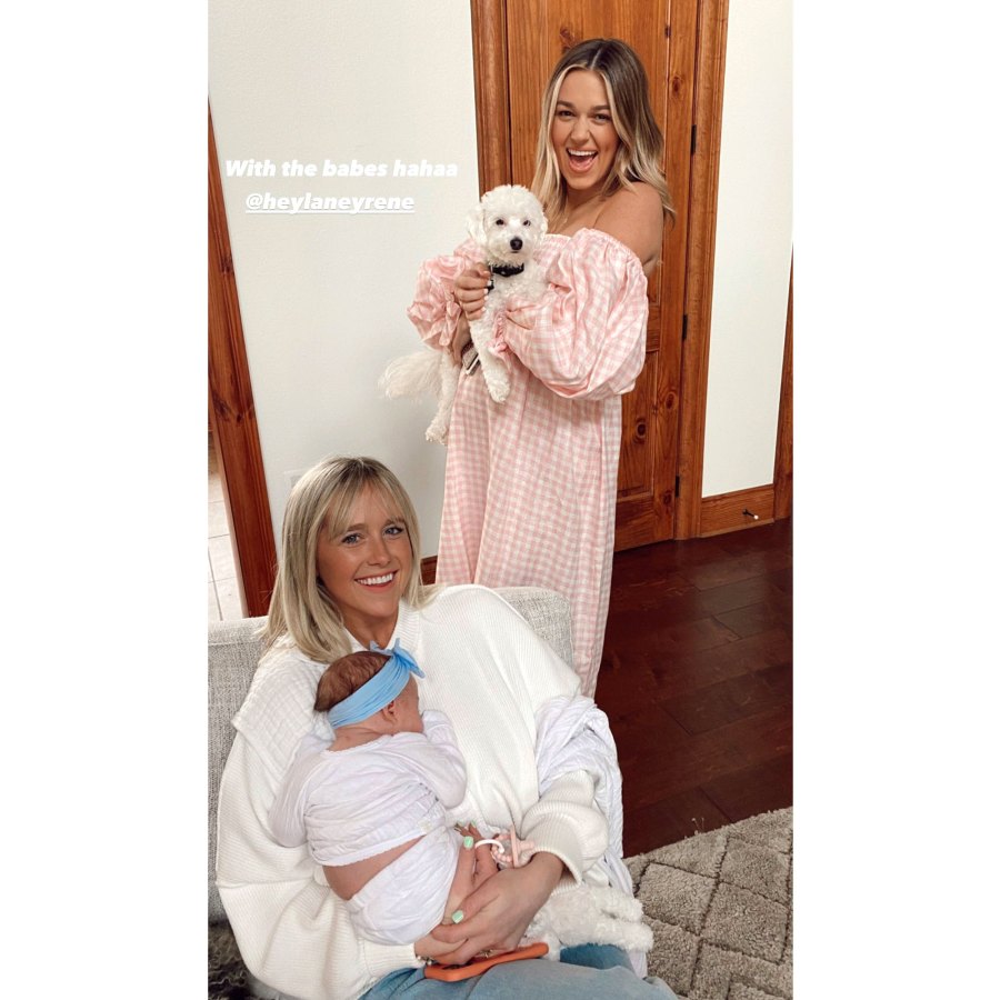 Perfect Pairs Sadie Robertson Pregnancy Pics Ahead 1st Child Joint Baby Shower