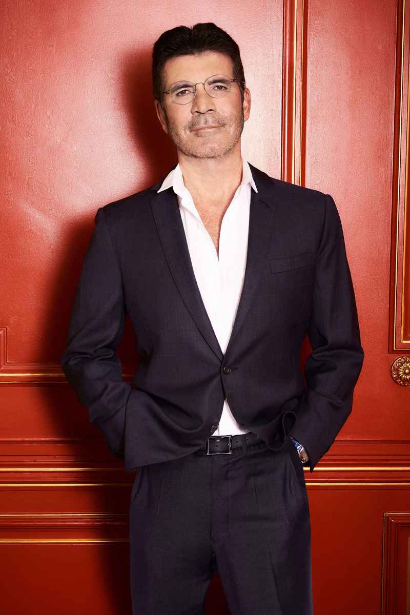 Simon Cowell Stars Without a Cell Phone