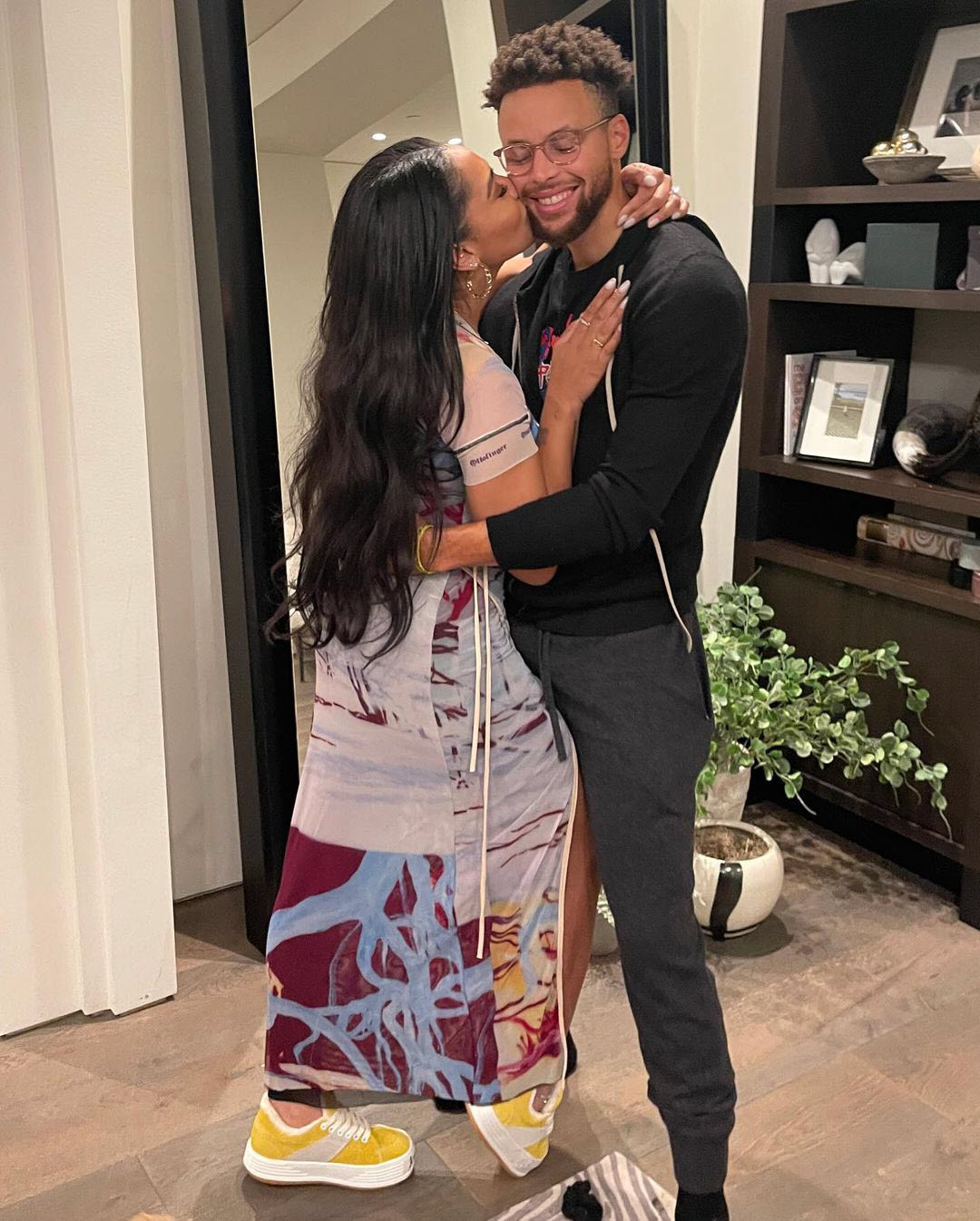 Stephen and Ayesha Curry: Unveiling Their Sizzling Moments of Love and Affection