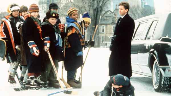 Mighty Ducks: Game Changers' Boss Hints at Original Cast Cameos