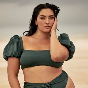 Yumi Nu Is First Asian Curve Model in ‘Sports Illustrated Swimsuit’ Issue